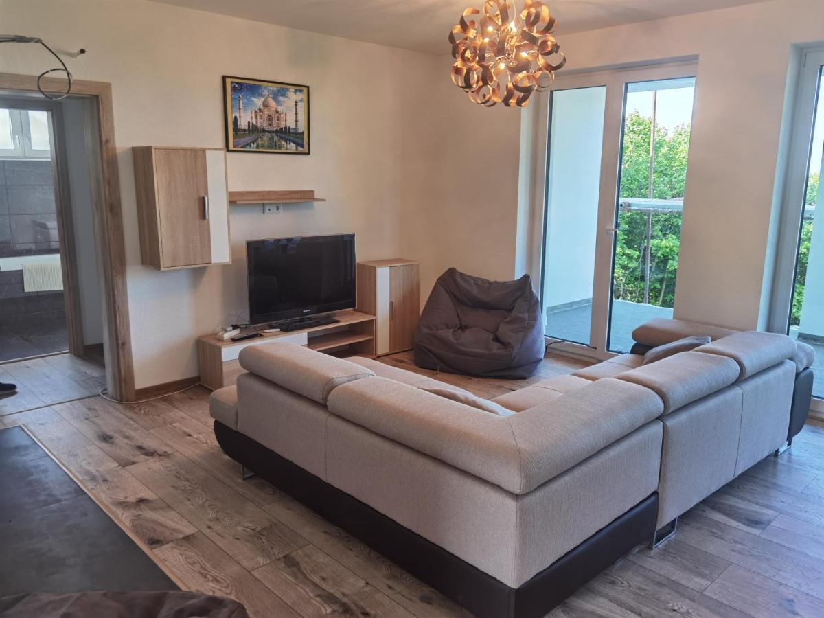 Ferienwohnung Sunset House Piestany Cervena Veza Banka Exterior foto