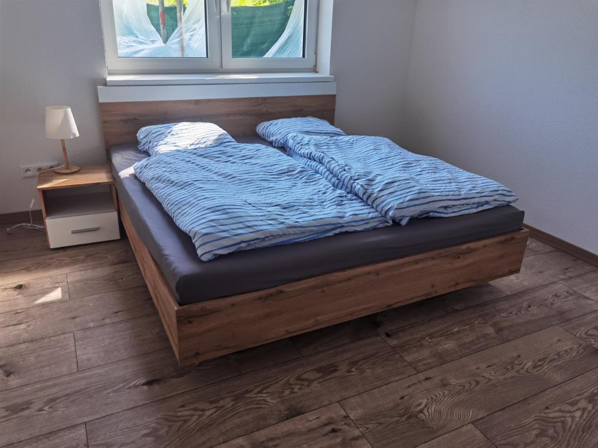 Ferienwohnung Sunset House Piestany Cervena Veza Banka Exterior foto